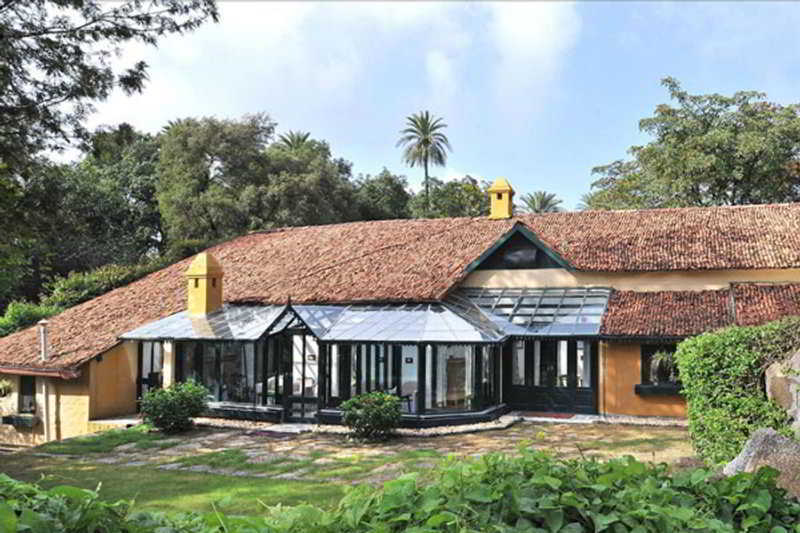 Welcomheritage Connaught House Mount Abu Esterno foto